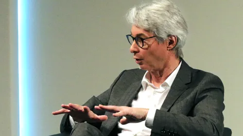 Richard Weller im Gespräch beim Webforum Hybrid Office